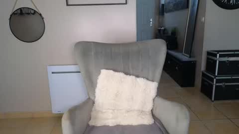 sacha__xx online show from February 10, 2026, 9:46 am