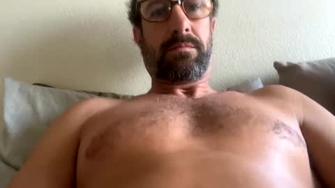 Snapshot of sackskincreamer chatting on February 1, 2025, 10:55 pm R online show from February 1, 2025, 10:55 pm