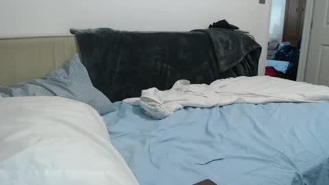 dadbod online show from September 23, 2025, 5:05 pm