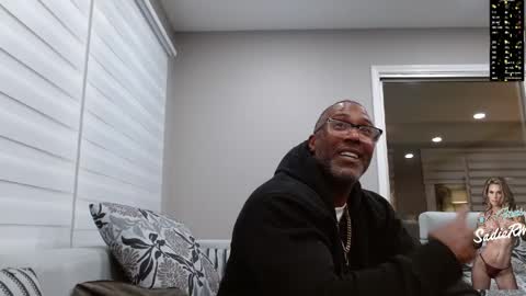 SadieRW online show from April 12, 2026, 2:49 am