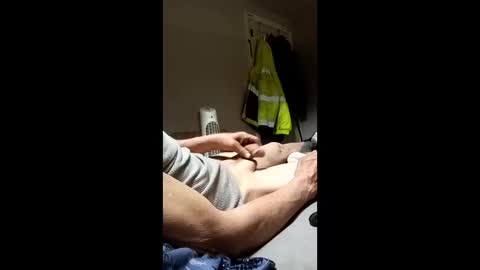 sadshadowdood online show from April 20, 2026, 12:08 pm