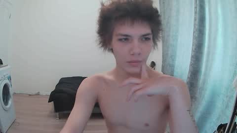 Snapshot of sadvetements chatting on March 28, 2026, 7:30 am sadvetements online show from March 28, 2026, 7:30 am