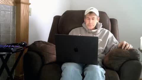 sae1900 online show from December 1, 2025, 6:35 pm