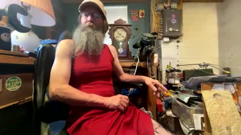 safety_fist online show from February 24, 2025, 9:41 pm