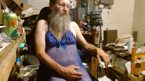 safety_fist online show from October 15, 2025, 2:01 am