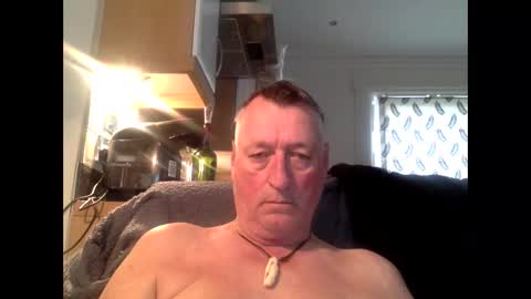 sail_naked online show from February 23, 2025, 12:59 pm