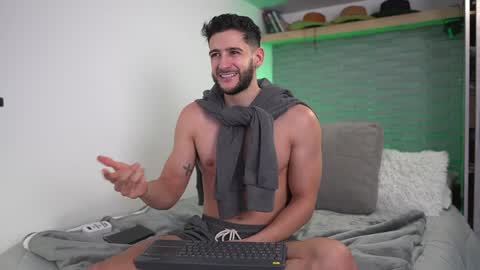 saimon  online show from December 22, 2024, 1:55 am