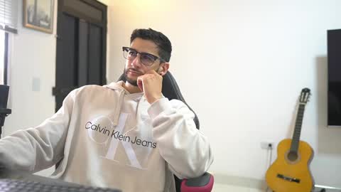 saimon  online show from April 8, 2026, 6:52 pm