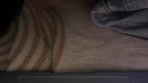 saimonpongoo online show from November 25, 2025, 5:02 pm