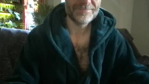 saint009 online show from April 13, 2026, 7:03 am