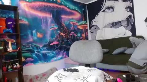 saint boy online show from March 12, 2025, 5:28 pm