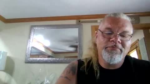 saintbeenadick online show from May 7, 2026, 6:24 pm
