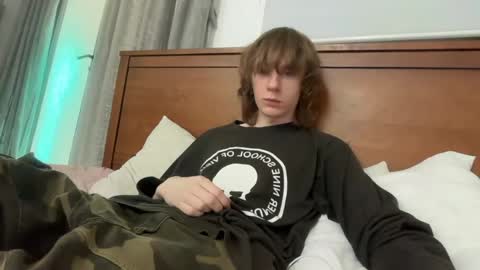 saintfawn online show from May 6, 2026, 1:03 am