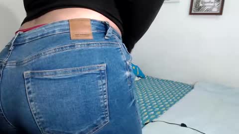 Sarah online show from December 20, 2024, 4:31 am