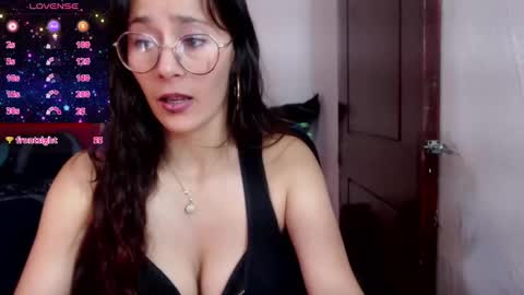 sakura_alek online show from March 5, 2025, 10:54 pm