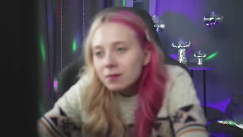 sakurabliss online show from October 16, 2025, 1:01 pm