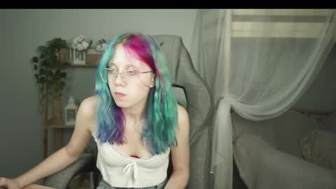 sakurabliss online show from November 10, 2025, 5:01 pm