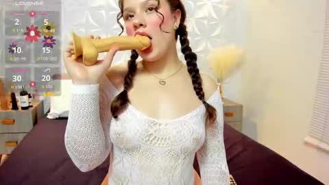 Snapshot of salem_rose01 chatting on February 27, 2026, 8:53 pm salem_rose01 online show from February 27, 2026, 8:53 pm