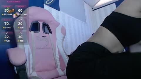  salloy  online show from December 6, 2024, 1:22 pm