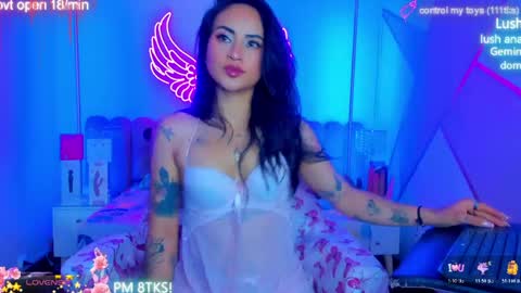 Snapshot of sallybrown_ chatting on May 25, 2026, 9:10 pm miss Sally online every night from 1am to 8am Colombia time online show from May 25, 2026, 9:10 pm