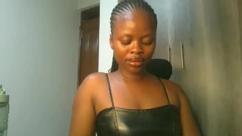 sallysasha254 online show from December 7, 2024, 7:32 pm