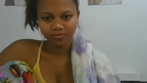 SallyWett online show from July 14, 2026, 9:03 am
