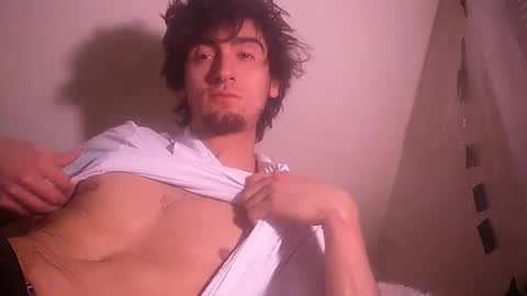 Snapshot of salmonman1305 chatting on February 8, 2025, 8:52 am salmonman1305 online show from February 8, 2025, 8:52 am