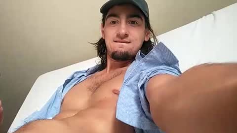 Snapshot of salmonman1305 chatting on September 10, 2025, 2:06 pm salmonman1305 online show from September 10, 2025, 2:06 pm