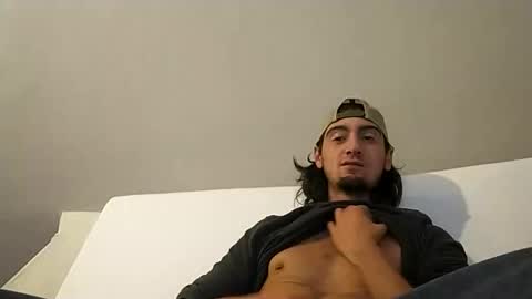 Snapshot of salmonman1305 chatting on October 26, 2025, 2:06 am salmonman1305 online show from October 26, 2025, 2:06 am