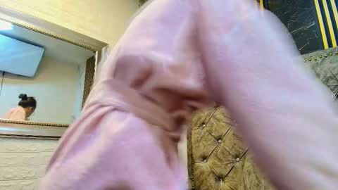 salome_cruxx online show from February 9, 2026, 11:47 am