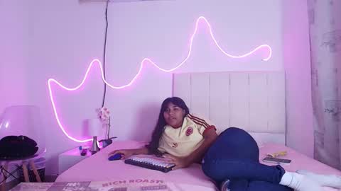 salome_horny3 online show from March 29, 2026, 10:32 pm