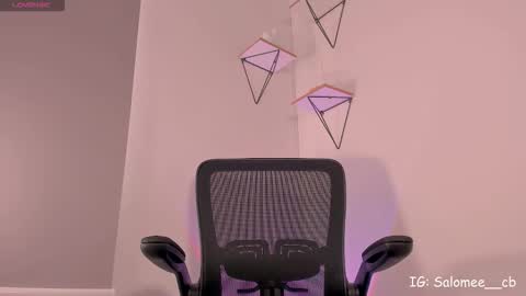 Salome  online show from February 3, 2026, 6:57 pm