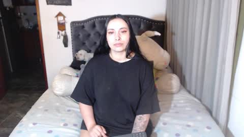 yenny online show from March 30, 2026, 3:18 am