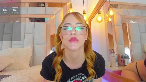 Snapshot of salomethompson1_ chatting on January 24, 2025, 6:56 pm Salom online show from January 24, 2025, 6:56 pm