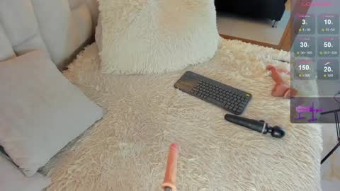 Snapshot of salomethompson1_ chatting on April 24, 2026, 7:05 pm Salom online show from April 24, 2026, 7:05 pm