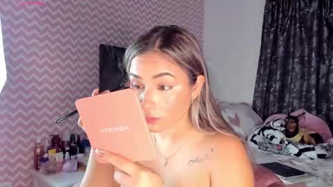Snapshot of saloome_miller chatting on February 8, 2025, 1:54 am Salome online show from February 8, 2025, 1:54 am