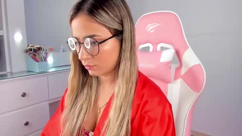 Snapshot of saloome_miller chatting on March 7, 2025, 3:40 am Salome online show from March 7, 2025, 3:40 am