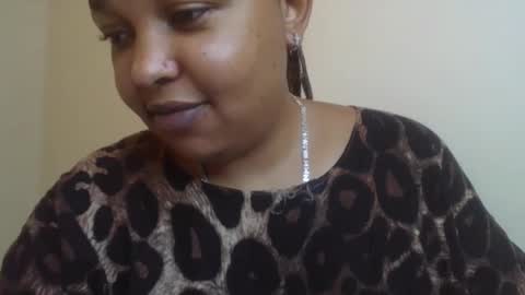 salty_surprise_ online show from January 22, 2025, 12:27 am