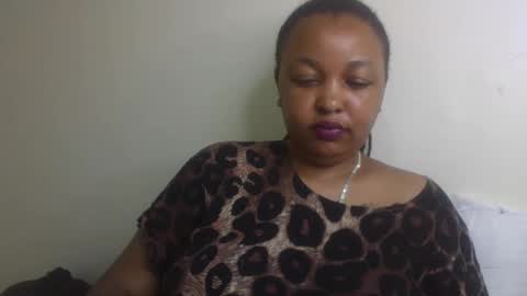 salty_surprise_ online show from February 19, 2025, 10:31 pm