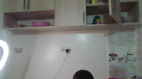 salty_surprise_ online show from December 16, 2025, 6:24 pm