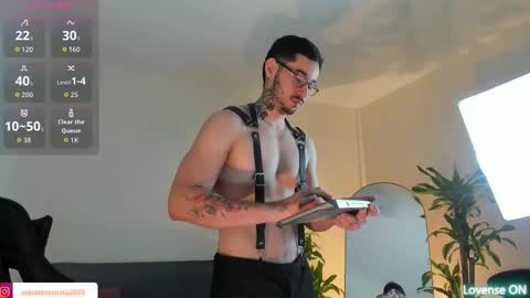 Snapshot of salvatore_costa chatting on November 6, 2025, 12:44 am Salvatore online show from November 6, 2025, 12:44 am