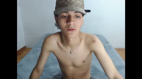 salvatore_cute online show from October 13, 2025, 10:32 pm