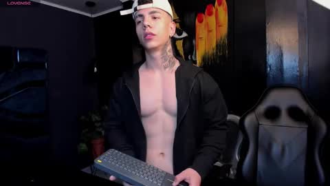 SALVATORE online show from September 22, 2025, 11:12 am