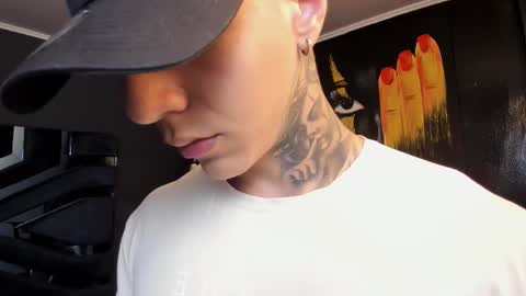 SALVATORE online show from October 17, 2025, 5:37 pm