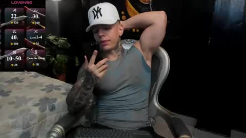 Snapshot of salvatore_damore chatting on April 27, 2026, 5:22 pm SALVATORE online show from April 27, 2026, 5:22 pm