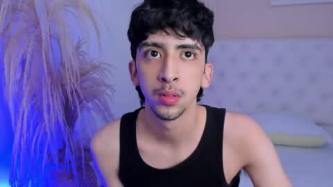 Snapshot of salvatore_monterey chatting on October 12, 2025, 8:41 pm salvatore online show from October 12, 2025, 8:41 pm