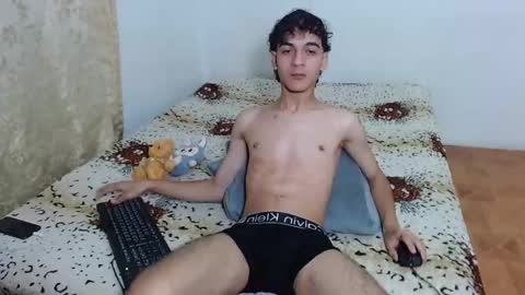 sam__cute online show from December 2, 2025, 9:10 pm
