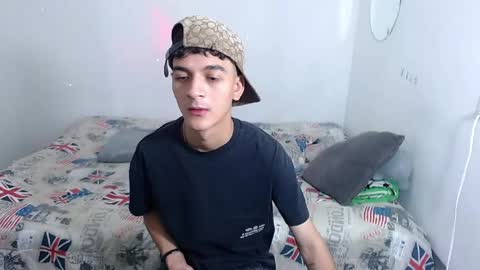 sam__cute online show from April 25, 2026, 1:19 am