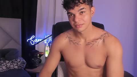 Snapshot of sam_dosantos chatting on February 2, 2025, 12:51 am llll sammu llll online show from February 2, 2025, 12:51 am