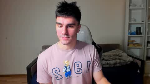 BACK IN 2 WEEKS online show from November 26, 2025, 9:49 pm